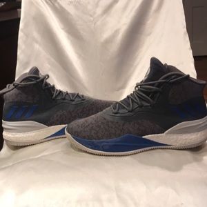 Adidas Derrick Rose basketball shoes